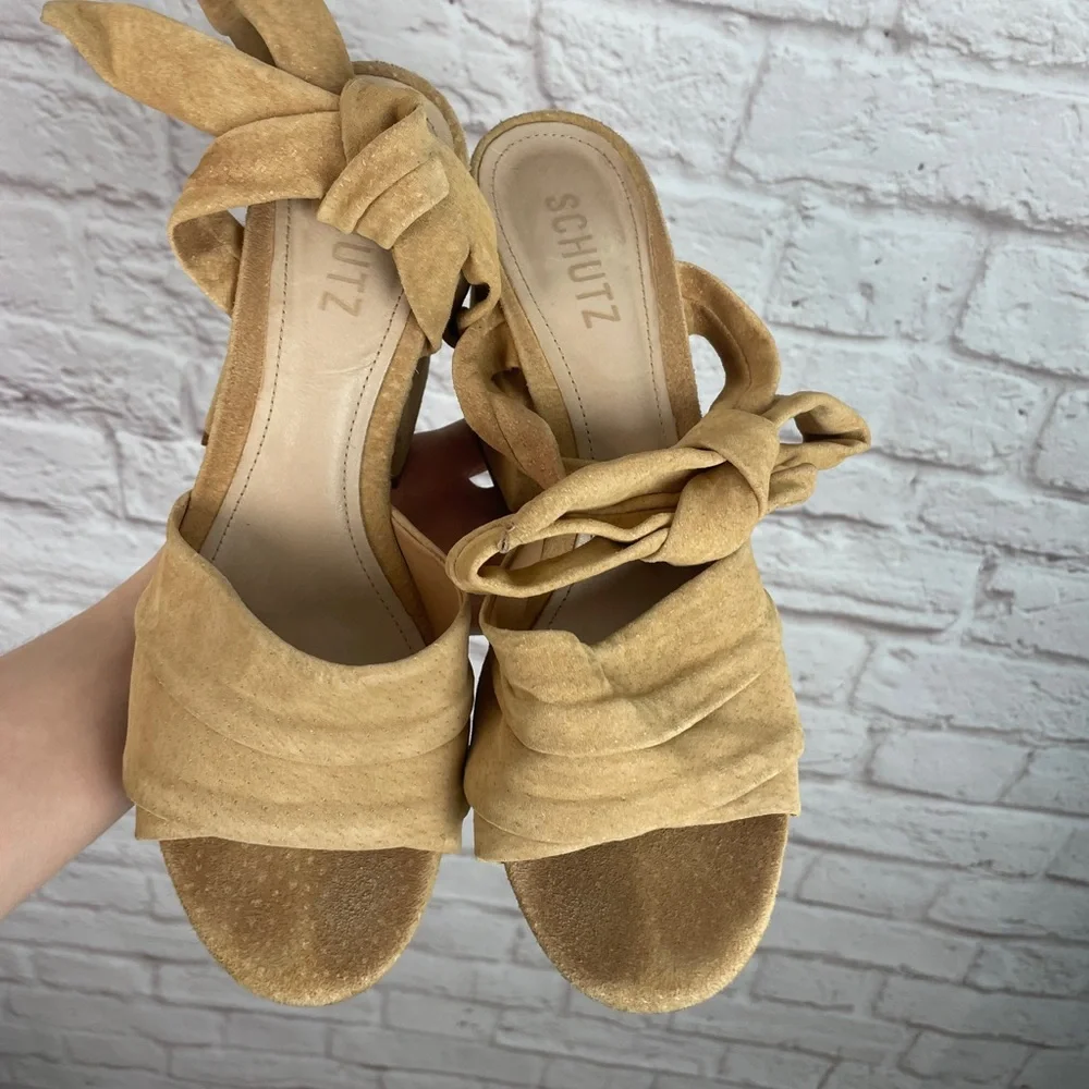 Schutz Tan Suede Monia Block Tie Heel Size 8B - Picture 3 of 9